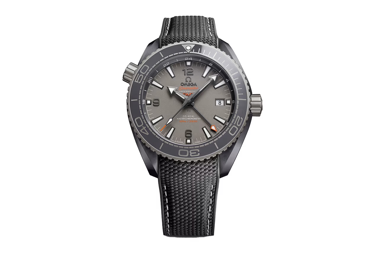 OMEGA เปิดตัวนาฬิกา Seamaster Planet Ocean รุ่นใหม่ในสีเทาเข้ม