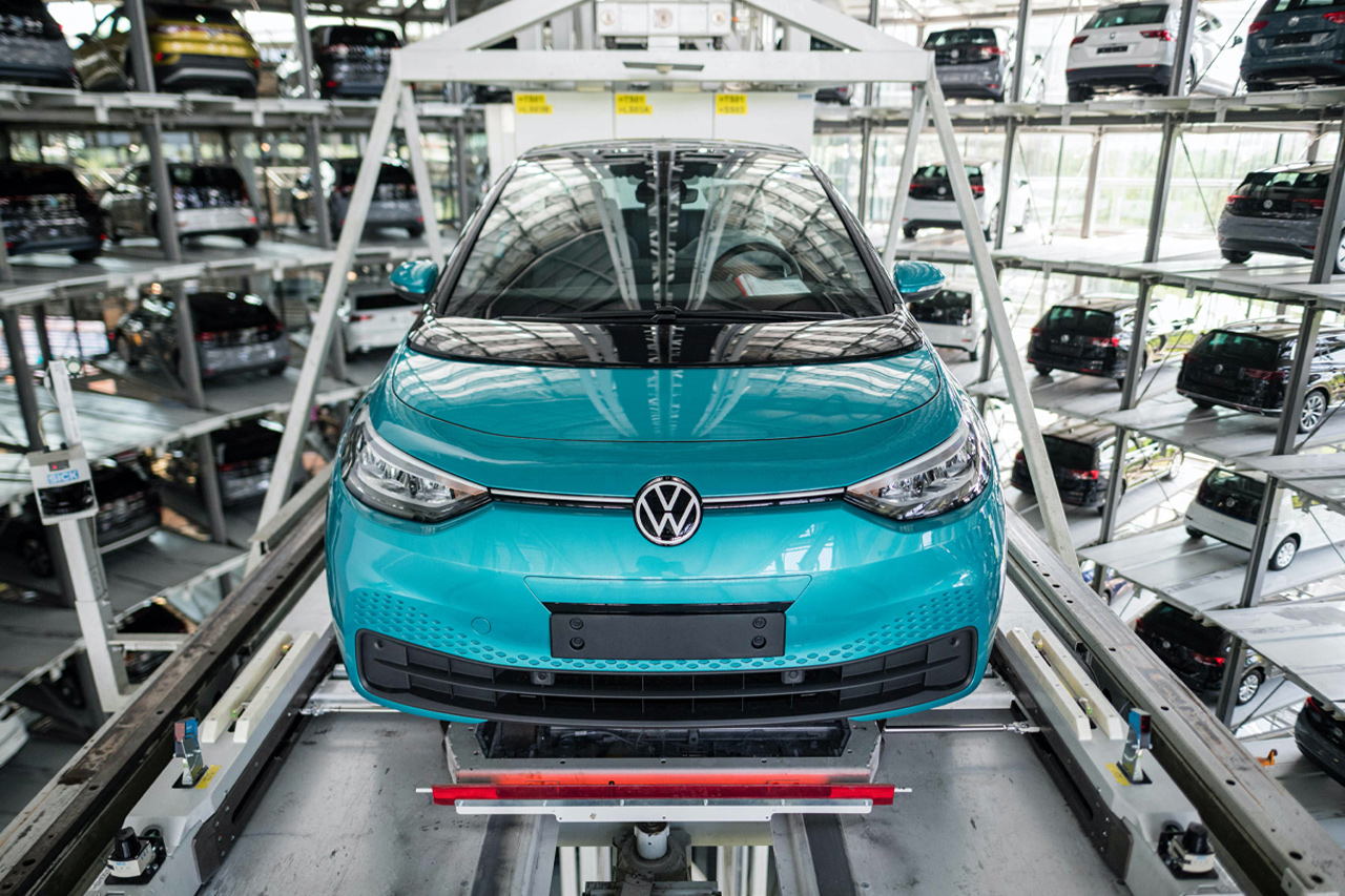 Volkswagen ทุ่มงบ 7.1 พันล้านเหรียญสหรัฐฯ เพิ่มกำลังการผลิตในอเมริกาเหนือ มุ่งเน้นรถ EV เป็นหลัก