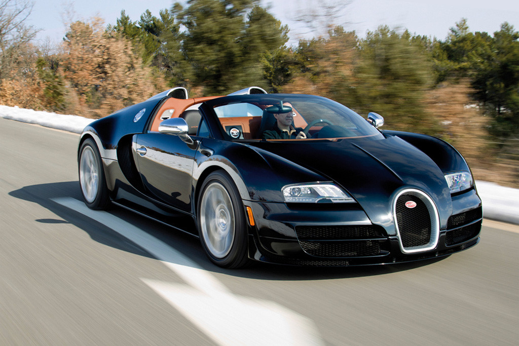 Bugatti Veyron Vitesse ราคากว่า 2 ล้านเหรียญของคริสเตียนโน่ โรนัลโด้พังยับ!