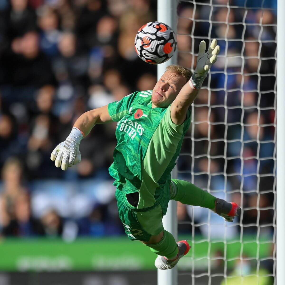 aaron-ramsdale-arsenal-save