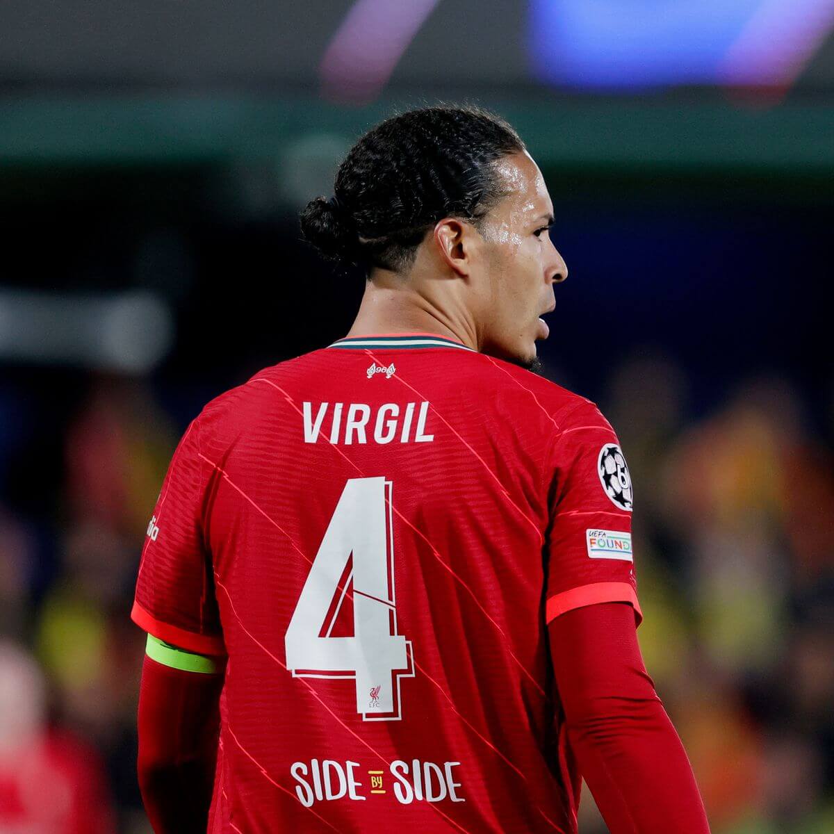 Virgil-van-Dijk-Liverpool-Villarreal-01