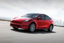 Tesla เปิดตัวรถ Model Y ในราคาที่ถูกลง พร้อมความจุของแบตเตอรี่ที่เพิ่มมากขึ้น